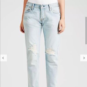 LEVI’S 501CT Distressed Jeans